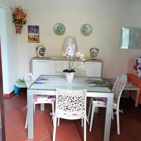 Casa Anna, Fantastica A 10 Minuti Dalle Isole Borromee Con Giardino Recintato, Posteggio Privato, Aria Condizionata, Animali Ammessi