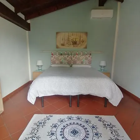 Сasa de vacaciones Casa Anna, Fantastica A 10 Minuti Dalle Isole Borromee Con Giardino Recintato, Posteggio Privato, Aria Condizionata, Animali Ammessi San Bernardino Verbano