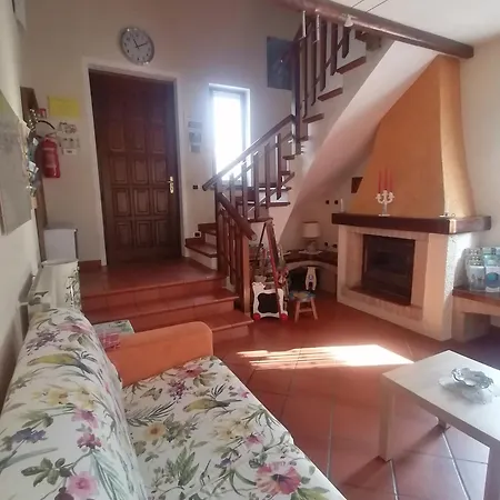 Casa Anna, Fantastica A 10 Minuti Dalle Isole Borromee Con Giardino Recintato, Posteggio Privato, Aria Condizionata, Animali Ammessi San Bernardino Verbano