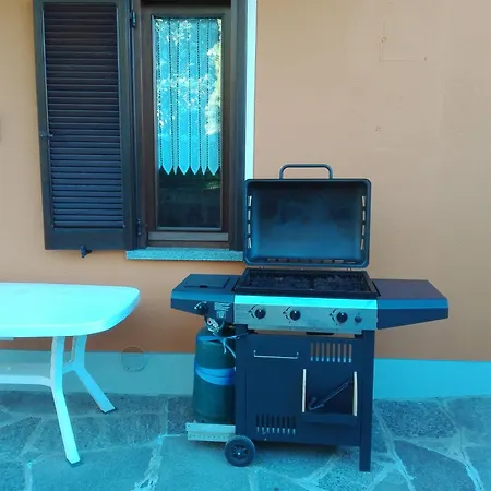 Сasa de vacaciones Casa Anna, Fantastica A 10 Minuti Dalle Isole Borromee Con Giardino Recintato, Posteggio Privato, Aria Condizionata, Animali Ammessi